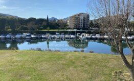 Vente Appartement 2 Pièces à Mandelieu-la-Napoule (06210) - Agence 57