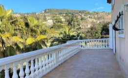 GRASSE - St François - Belle et spacieuse bastide avec jardin arboré
