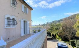 GRASSE - St François - Belle et spacieuse bastide avec jardin arboré