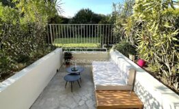 LE CANNET MAIRIE F1 rénové grande terrasse Sud