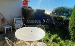 CANNES LA BOCCA - Studio Rez-de-jardin parking