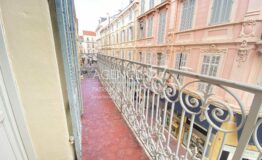 CANNES - Banane - 3P Bourgeois - Balcon