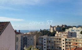 CANNES - STANISLAS - 3P vue mer à rénover