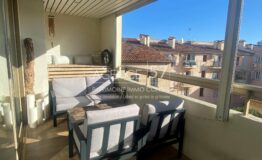 ANTIBES - VIEIL ANTIBES - Appartement 3P avec Terrasse Rénové