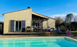 TOURRETTES - Belle Maison avec Piscine et Jardin