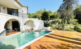 CANNES - Montfleury - Magnifique Villa dominante avec psicine