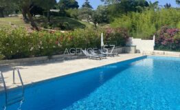CANNES - Croix des Gardes - 3P rénové en rez de Jardin - vue mer