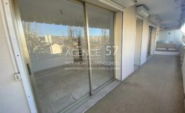 APPARTEMENT 2 PIECES LE CANNET
