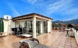 Le Cannet toit terrasse vue panoramique mer et collines